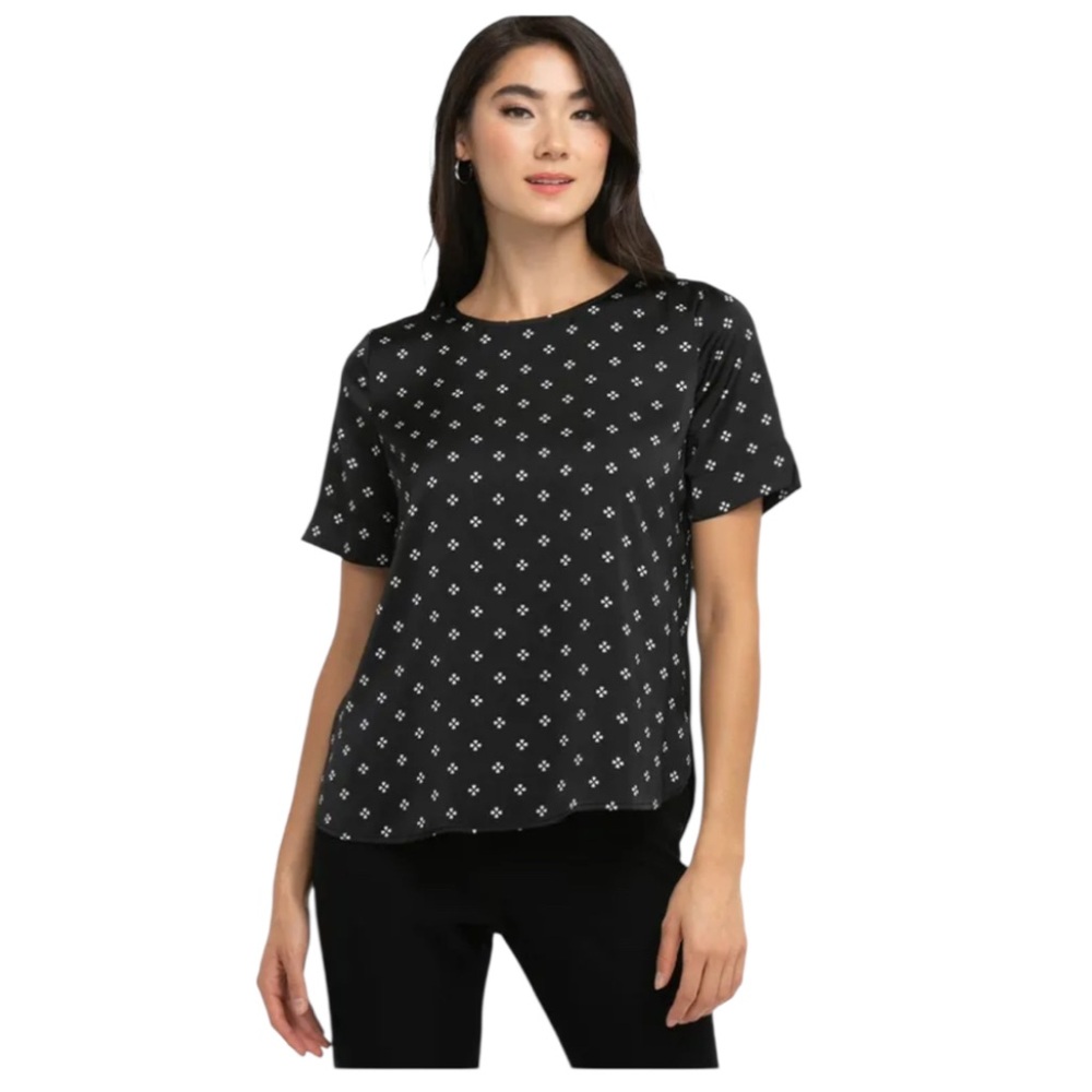 Ricki’s Scoop Neck Short Sleeve Blouse